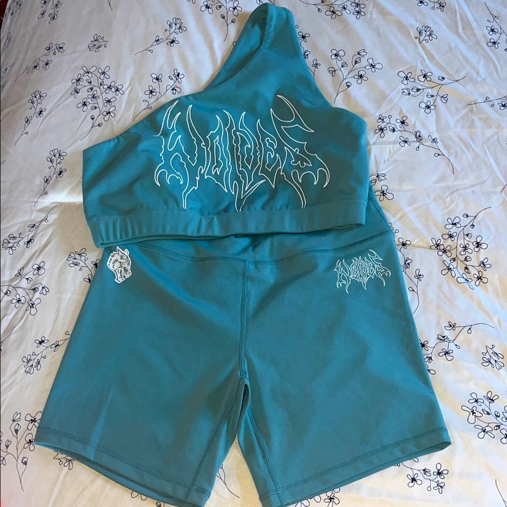 NWOT Darc Sport SHE Set